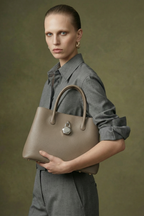 Classic Lock Tote Small Beige